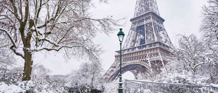 header-paris-winter-snow-eiffel-tower