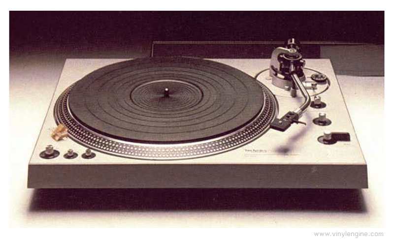 Technics SL1600 MK1 is one of the best vintage turntable in the world.